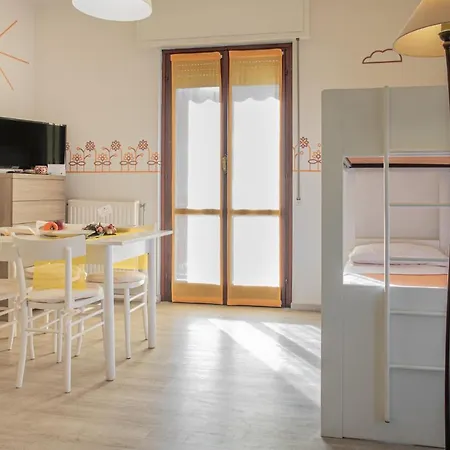 Holidays Aparthotel