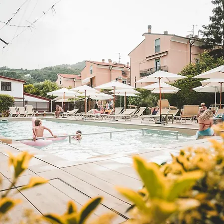 Aparthotel Holidays 2*