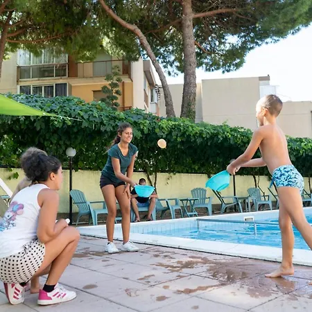 Holidays 2* Pietra Ligure