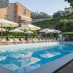 Holidays 3* Pietra Ligure