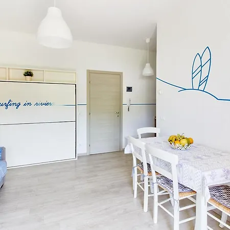 Aparthotel Holidays 2*