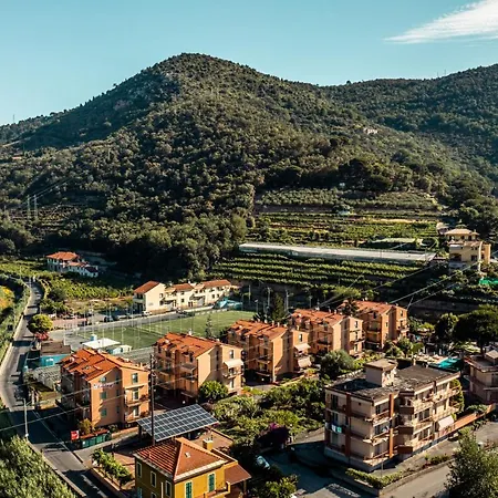 Holidays Pietra Ligure