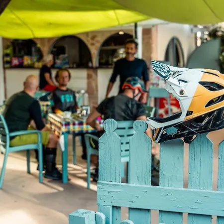 Holidays 3* Pietra Ligure