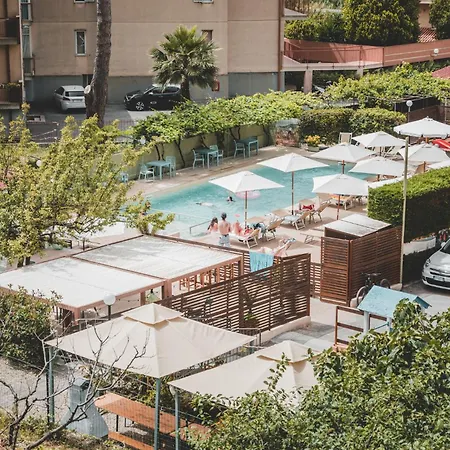 Holidays Aparthotel