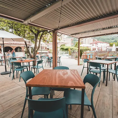 Aparthotel Holidays Pietra Ligure