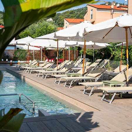 Apartahotel Holidays Pietra Ligure