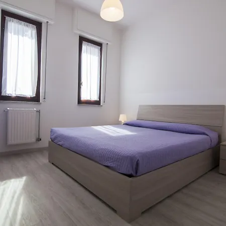 Holidays Aparthotel 3*