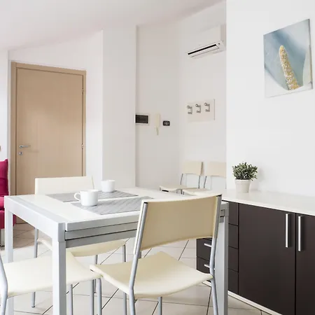 Holidays Aparthotel Pietra Ligure