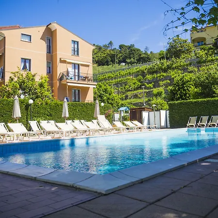 Holidays Aparthotel Pietra Ligure