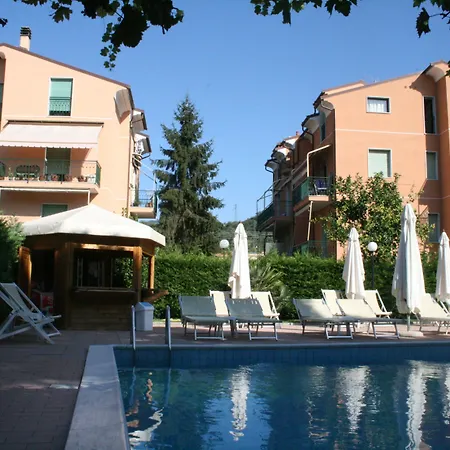 Holidays Pietra Ligure