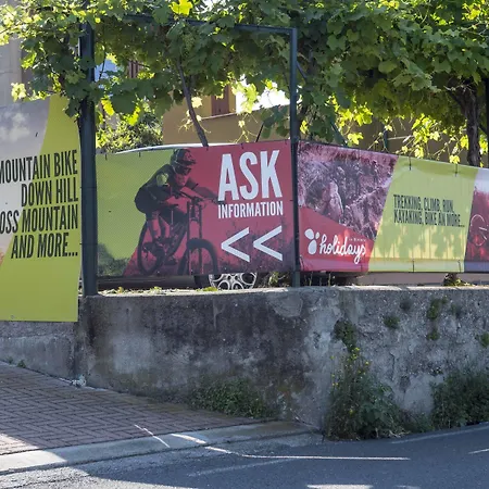 Apartahotel Holidays