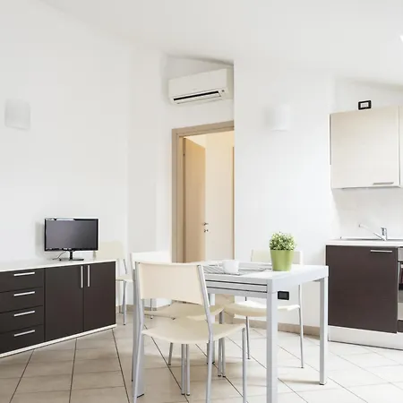 Holidays 3* Pietra Ligure
