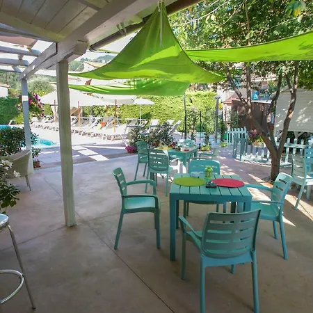 Holidays Apartahotel Pietra Ligure