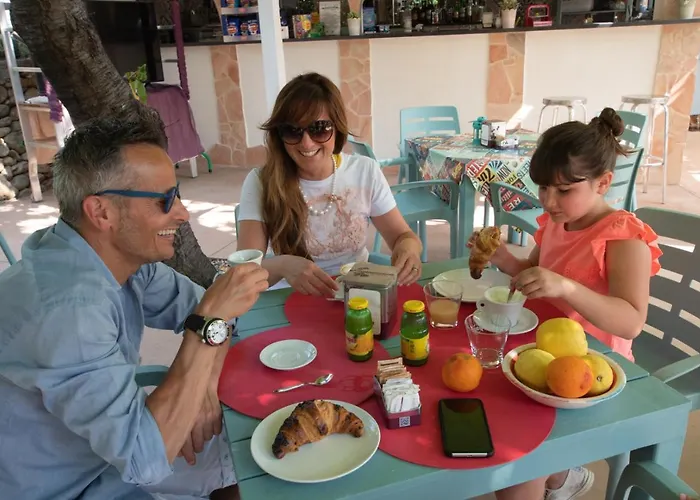 아파트호텔 Holidays 3*