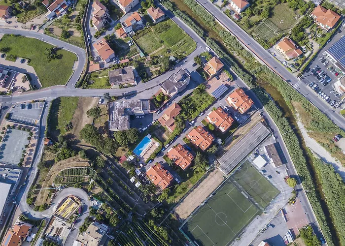 Holidays 3* 피에트라리구레